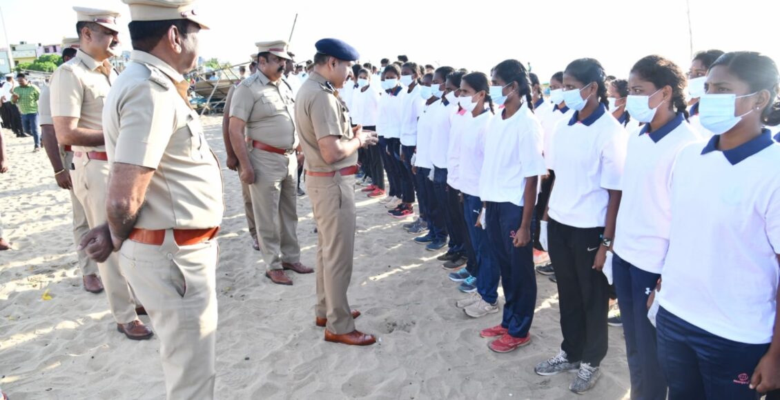 COP flag off Beach clean up drive (2)